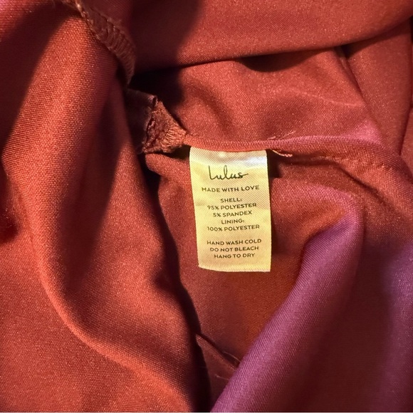 NWOT So Flirty Burgundy One-Shoulder Cutout Asymmetrical Dress - Picture 5 of 7